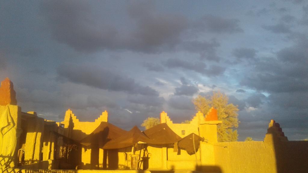Hotel Kasbah Dar Dmana à Skoura Extérieur photo