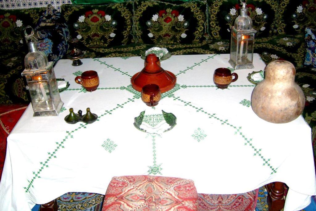 Hotel Kasbah Dar Dmana à Skoura Extérieur photo